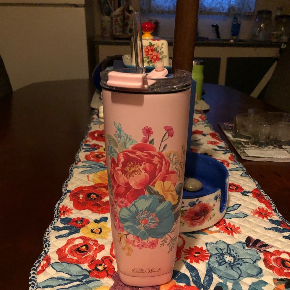 Pioneer woman tumbler brand new never used!